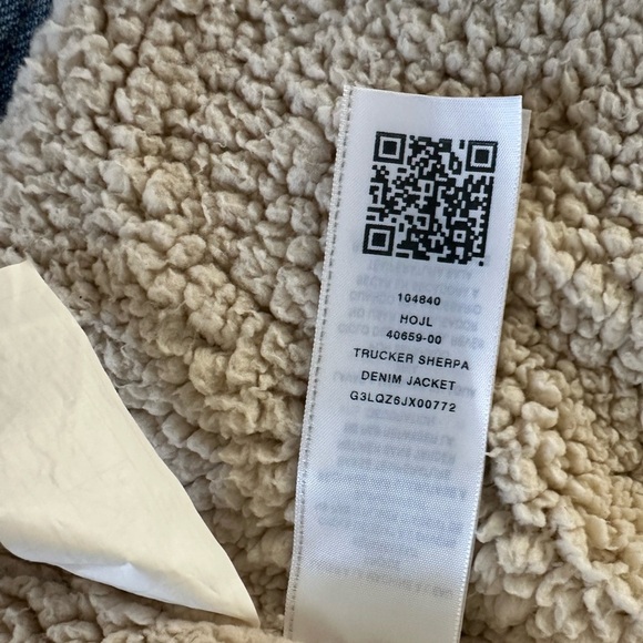 True Religion Trucker Jacket  M Sherpa Lined PorkChop Denim Distressed, Classic - Picture 7 of 13